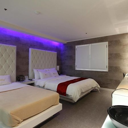 Hotel Tomgi Сеул Екстер'єр фото