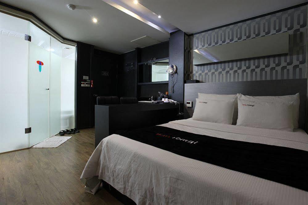 Hotel Tomgi Сеул Екстер'єр фото